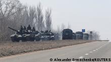 A view shows a convoy of pro-Russian troops during Ukraine-Russia conflict outside the separatist-controlled town of Volnovakha in the Donetsk region, Ukraine March 12, 2022. REUTERS/Alexander Ermochenko TPX IMAGES OF THE DAY 