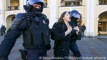 Cientos de detenidos en protestas en Rusia contra la invasión de Ucrania