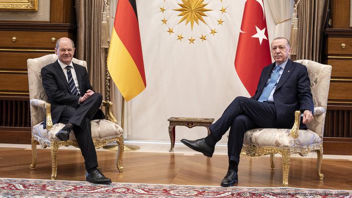 Türkei Ankara | Bundeskanzler Olaf Scholz und Recep Tayyip Erdogan 