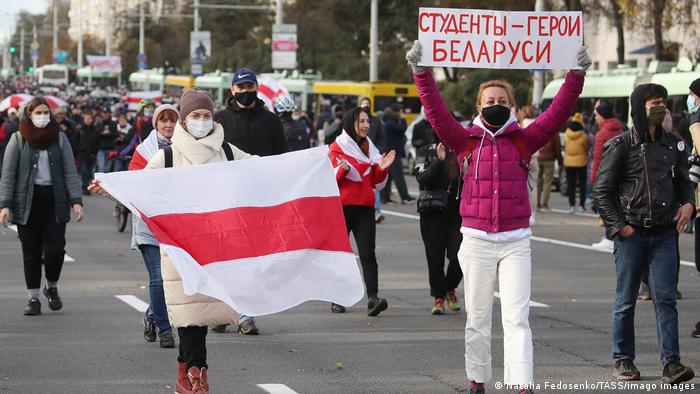 На одной из студенческих акций протеста в Минске, 2020 год