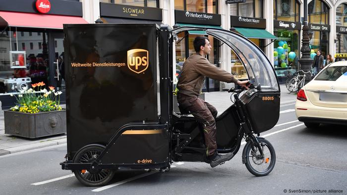 Доставка посылок с грузовым велосипедом в Мюнхене 