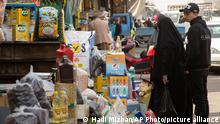 09.03.2022
People shop in Jamila market of Baghdad, Iraq, Wednesday, March 9, 2022. The prices of food, fuel, and construction materials went up by 20 to 50 percent in Iraq, due to the current war situation in Ukraine. (AP Photo/Hadi Mizban)