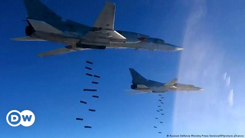 L'Ucraina afferma di aver abbattuto un bombardiere russo e di aver ucciso otto persone in un attacco missilistico – DW – 19/04/2024