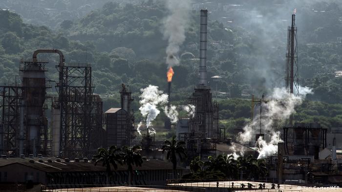 Refinería de la estatal petrolera PDVSA en Puerto La Cruz, Venezuela.