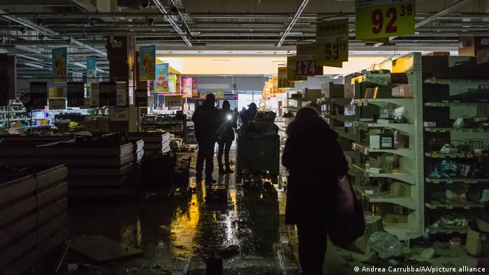 Ukraine-Krieg Charkiw | Supermarkt