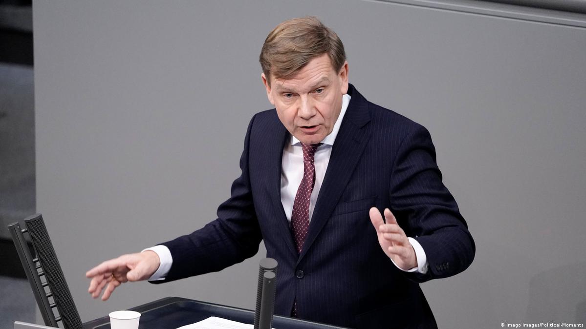 Йоганн Вадефуль - хто він, майбутній глава МЗС Німеччини – DW – 28.04.2025
