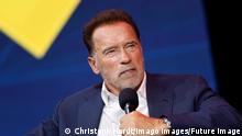 Arnold Schwarzenegger bei Europas f¸hrender Digitalisierungsinitiative auf Entscheider-Level DIGITAL X in der Koelnmesse. Kˆln, 07.09.2021 *** Arnold Schwarzenegger at Europes leading digitalization initiative at decision-maker level DIGITAL X at Koelnmesse Cologne, 07 09 2021 Foto:xC.xHardtx/xFuturexImage