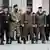 رئيس الشيشان رمضان قديروف مع أفراد من قواته ( غروزني 25/2/022)