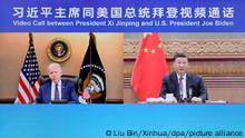 18.03.2022###Der chinesische Präsident Xi Jinping (r) führt ein Videogespräch mit Joe Biden, Präsident der USA . Chinas Staats- und Parteichef Xi Jinping hat an US-Präsident Joe Biden appelliert, sich gemeinsam mit der Volksrepublik für Frieden in der Welt einzusetzen. (zu dpa: «Xi: China und USA sollen sich gemeinsam für Frieden einsetzen ») +++ dpa-Bildfunk +++
