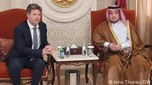 Bundeswirtschaftsminister und Vize-Kanzler Robert Habeck mit Handelsminister AL Thani in Katar, 19.03.2022
