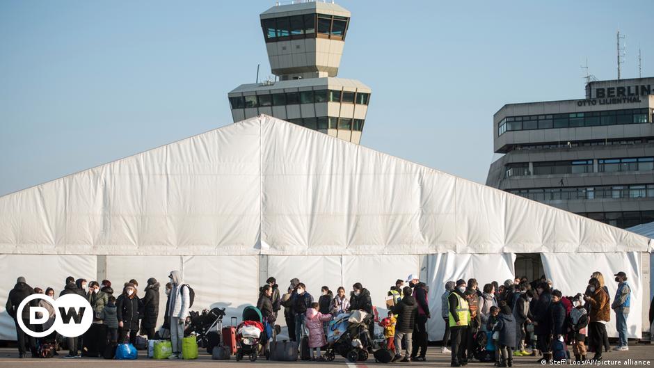 Deutschland stimmt 2 Milliarden Euro Hilfe für ukrainische Flüchtlinge zu |  Nachrichten |  DW
