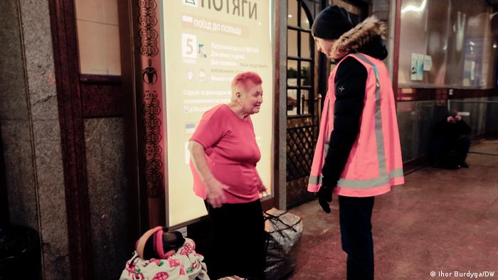 Волонтеры на Львовском вокзале
