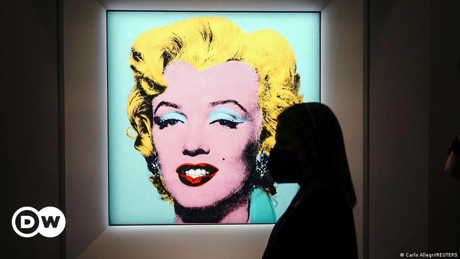 andy-warhol-s-marilyn-monroe-portrait-sold-for-record-195-million-dw-10-05-2022
