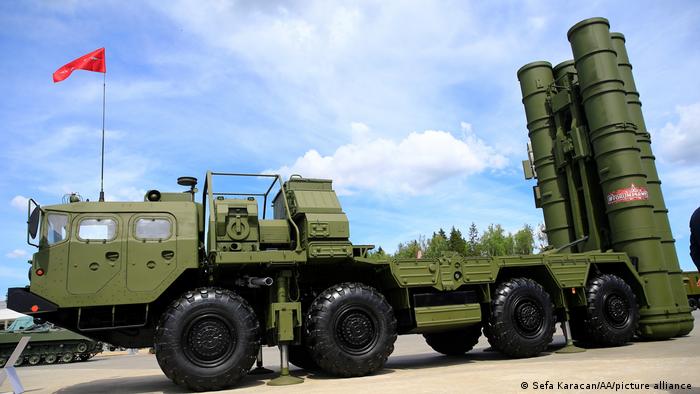 Rusya ordusu envanterindeki S-400 hava savunma sistemi