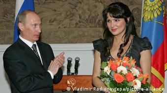 Ο Πούτιν με την Νετρέμπκο στο θέατρο Μαριίνσκι