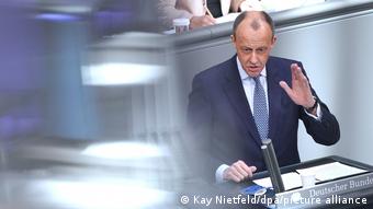 Φρίντριχ Μερτς