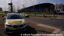 London Olympic pool evacuated, 29 hospitalized after gas leak