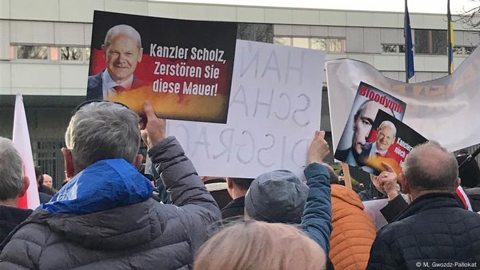 Polska I Antyniemiecka demonstracja przed Ambasadą Niemiec w Warszawie