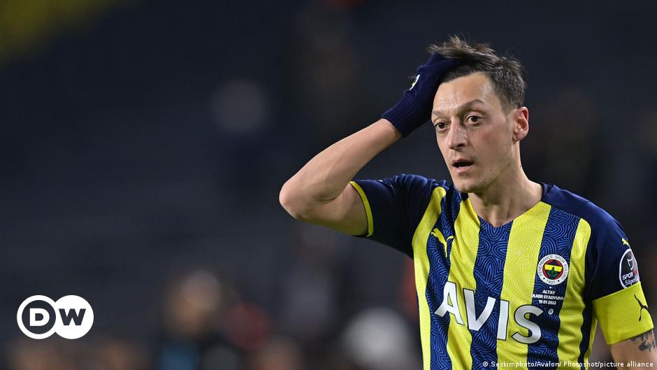 Zero Heroes: Mesut Özil tauscht Fenerbahce gegen Basaksehir, da die Unterstützung schwindet |  Sport |  Deutscher Fußball und wichtige internationale Sportnachrichten |  DW