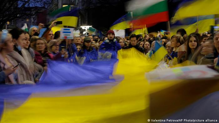 Близо две трети от европейците одобряват подкрепата за Украйна. Не