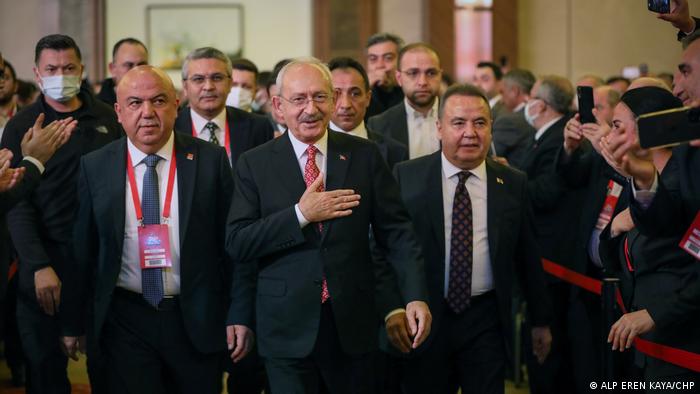 Cumhuriyet Halk Partisi'nin (CHP) Antalya'da düzenlediği Büyük Örgüt Buluşmasında, Genel Başkan Kemal Kılıçdaroğlu ve partinin önde gelen isimleri