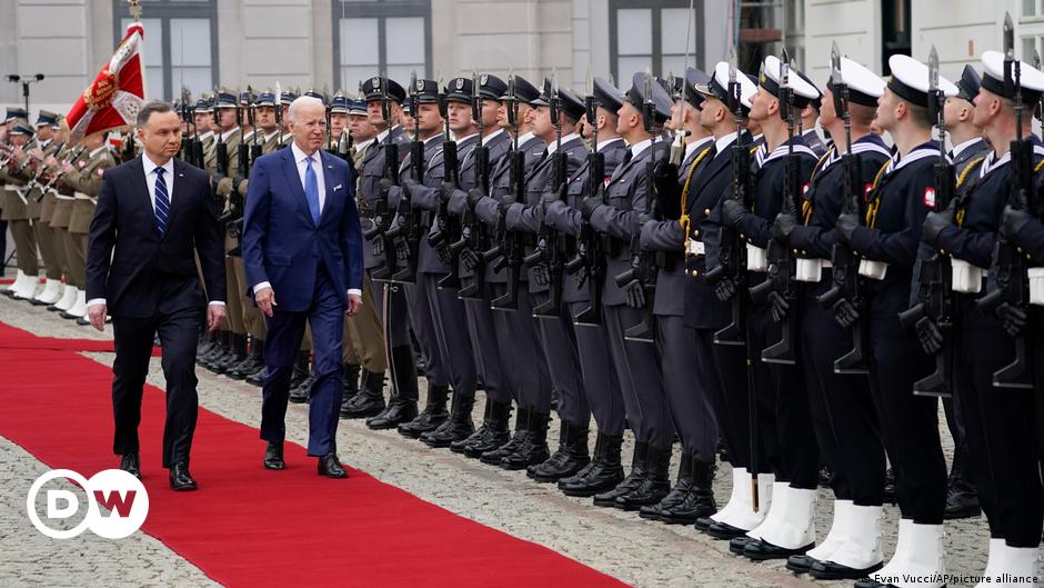 Ukraine aktuell: Biden nennt NATO-Beistandsklausel "heilige Verpflichtung"