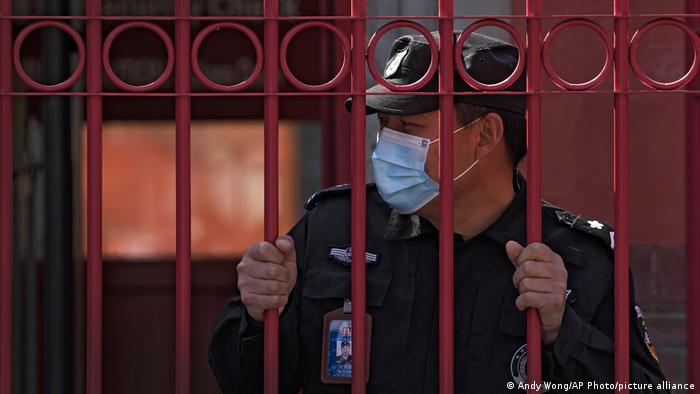 COVID: Frustration mounts over Shanghai's tough lockdown