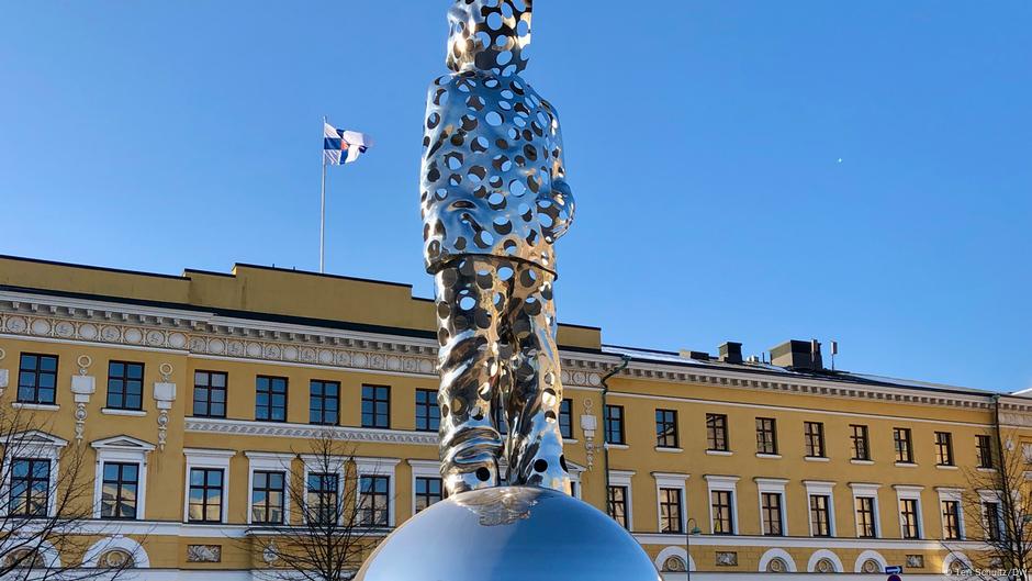 DW l Finnland Russland l Zweiter Weltkrieg - Denkmal in Helsinki