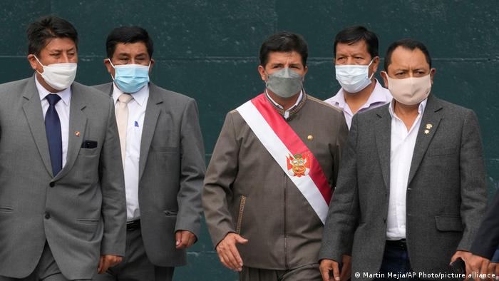 Peru | Amtsenthebungsverfahren gegen Präsident Pedro Castillo