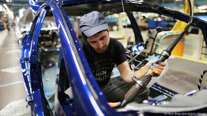 Autoproduktion bei Ford in Köln