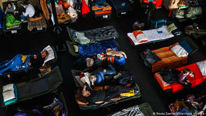 Polonya'nın Krakau kentinde sığınmacılar için oluşturulan geçici kamp