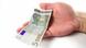 Fünf Euro (Foto: de.fotolia.com) Fünf Euro (Foto: de.fotolia.com)
