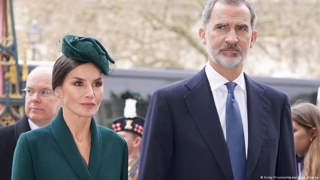 Felipe VI regresa a Barcelona en medio de crisis por Pegasus | Europa al  día | DW | 05.05.2022