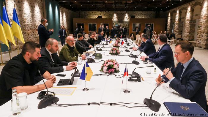 Οι ρωσοουκρανικές διαπραγματεύσεις στην Κωνσταντινούπολη