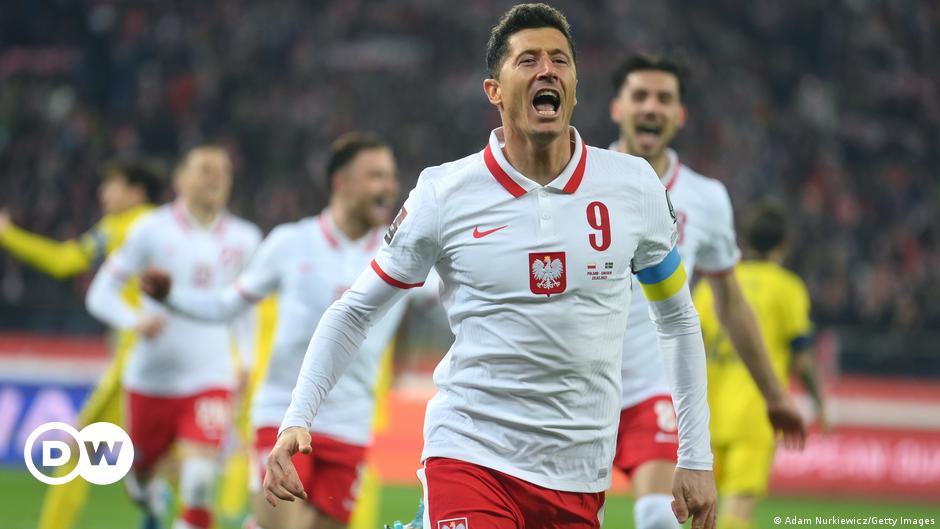 Polska kwalifikuje się do Kataru 2022, pozostawiając Ibrahimovicia bez Pucharu Świata – DW – 30.03.2022