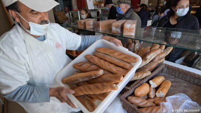 Ukraine Krieg - Folgen für die Nahrungsmittelindustrie Muslime Ramadan Preise Getreide Brot 