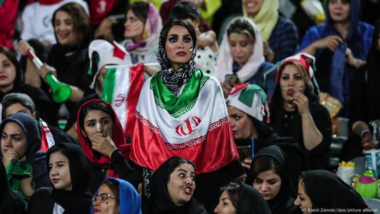 FIFA Warns Iran Against 'turning Back' On Women Attendance – DW – 03/31 ...