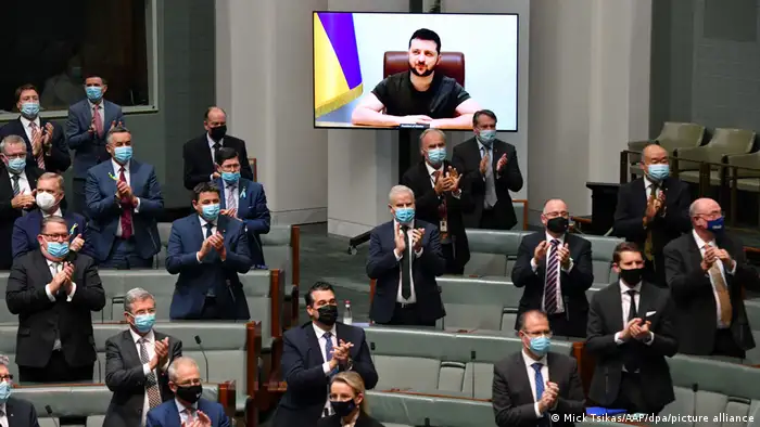 Australien | Videoübertragung Wolodymyr Selenskyj | im Repräsentantenhaus in Canberra