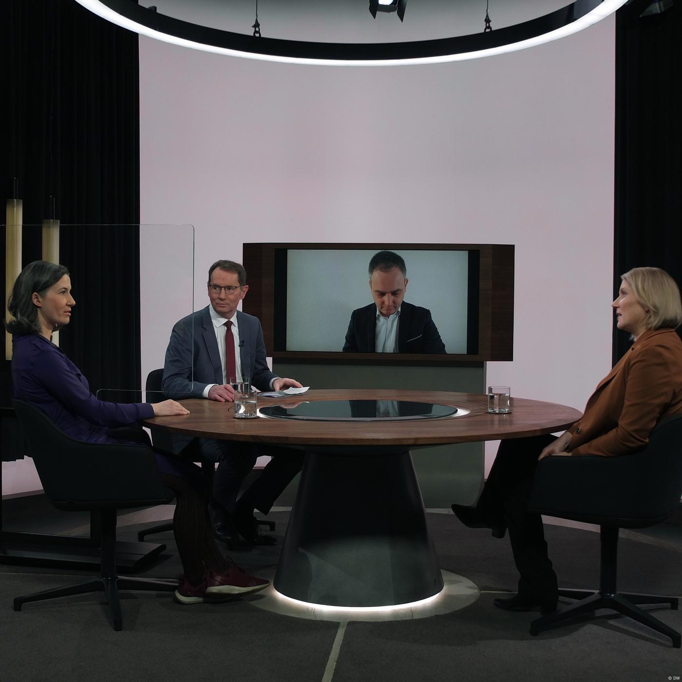 To the point: International Debate from Berlin