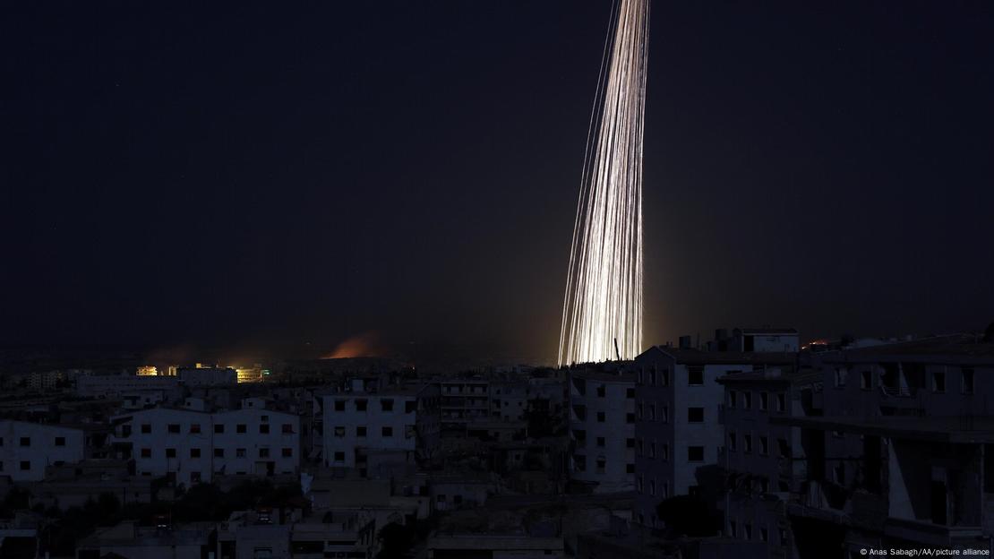 Luz que seria de uma bomba de fósforo