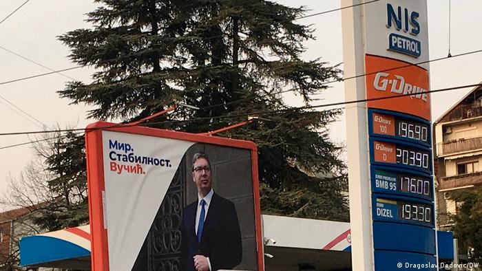 Serbien Belgrad | Plakat Amtsinhaber Aleksandar Vučić 