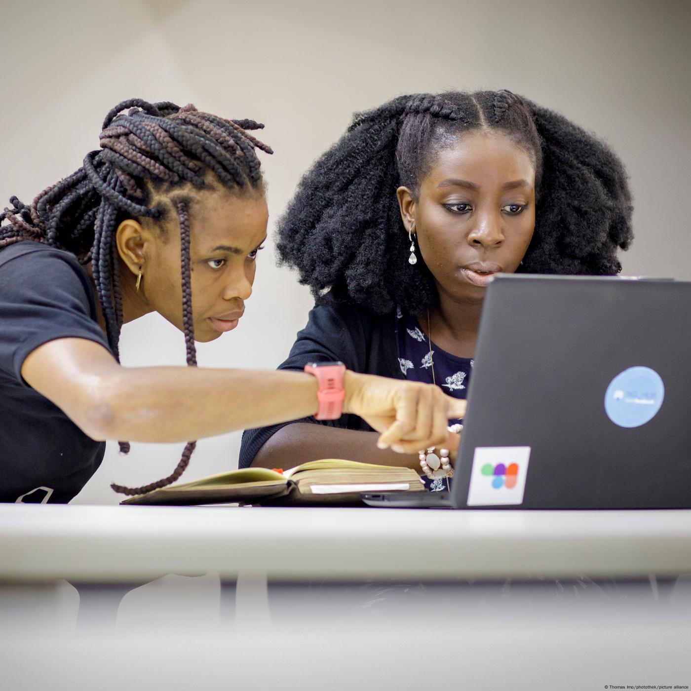 The 77 Percent — Should students be paid during internships? thumbnail