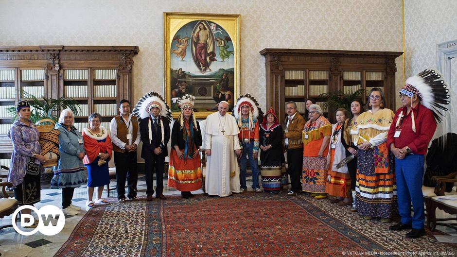 Papst bittet um Vergebung für Unrecht an Indigenen in Kanada