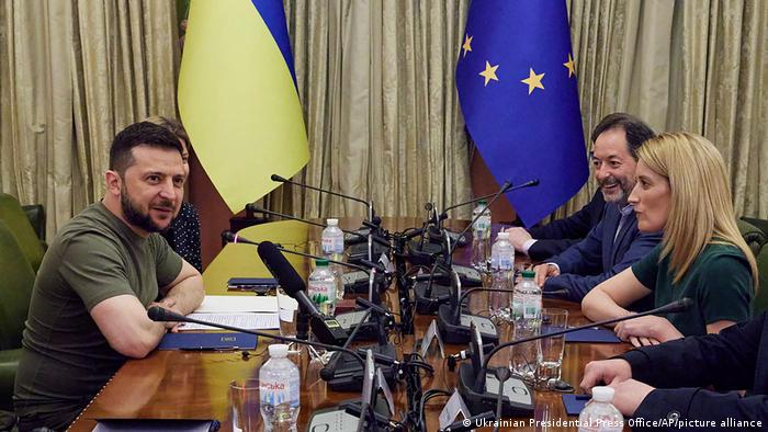 Ukraine | Treffen Präsident Wolodymyr Selenskyj und Präsident des Europäischen Parlaments Roberta Metsola