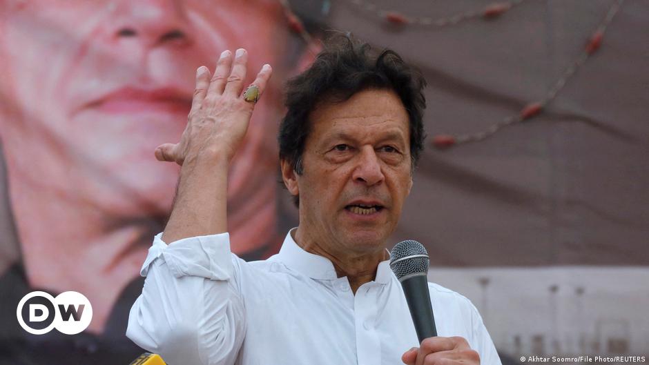 Pakistans Premier Imran Khan drängt auf Neuwahlen
