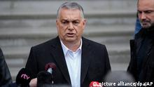 Viktor Orban, Ministerpräsident von Ungarn, spricht zu den Medien nach der Stimmabgabe bei den Parlamentswahlen. Im EU-Land Ungarn hat am Sonntagmorgen die Parlamentswahl begonnen. Ein breites Bündnis von sechs Oppositionsparteien fordert den seit zwölf Jahren regierenden Nationalisten Viktor Orban heraus. +++ dpa-Bildfunk +++