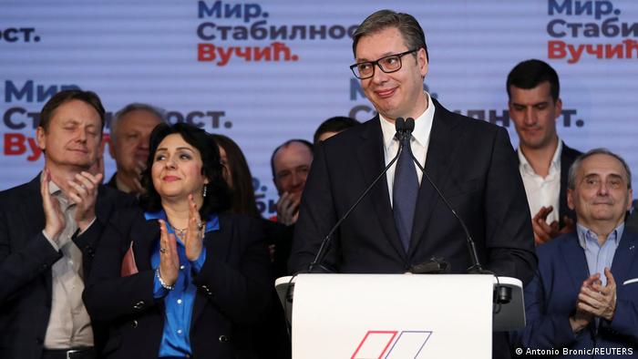 Сръбският президент Александър Вучич избягва да критикува публично Русия.