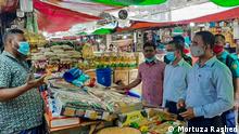 Ramadan began in Bangladesh on Sunday (03.04.22). Dhaka again turned busy during Ramadan after two years because last two years saw Covid restrictions in place during the festive months. Our Mortuza Rashed took the picturs n Sunday.
