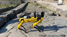  ** NO WEB AND NEWSPAPERS ONLY FOR ITALY ** Rome, SPOT arrives, the quadruped robot at the service of archeology. The Boston Dynamics robot-dog will be used by archaeologists in the Pompeii excavations. It is able to inspect the ancient remains and indicate if restoration interventions are needed or if there are valuable elements to look for PUBLICATIONxNOTxINxITA Copyright: xRomax/xipa-agency.netx/xRomax