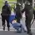 Αστυνομική βία εναντίον διαδηλωτών στη Λευκορωσία